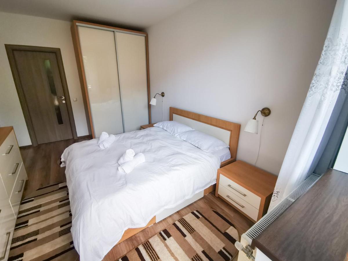 Orchid Luxury Apartment Sinaia Bagian luar foto